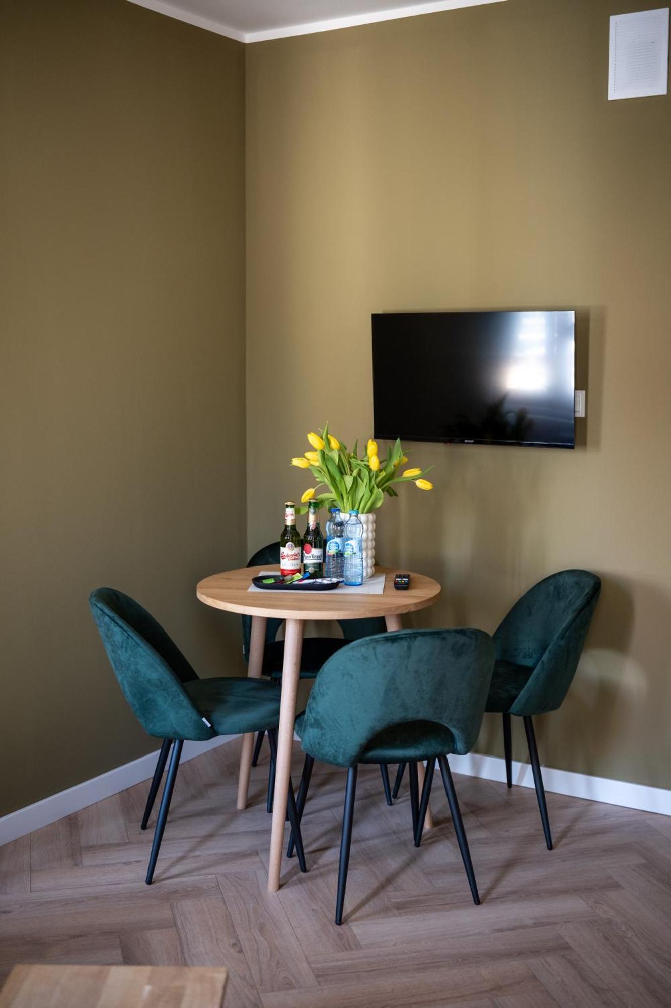 Apartamenty Drevny Kocur Poznań Buitenkant foto